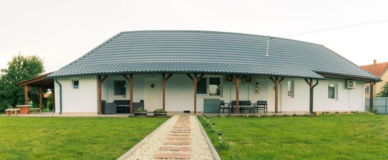 Olivia Apartman Appartement Sárospatak Buitenkant foto